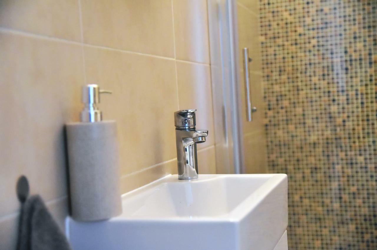 Donatella Appartement Rijeka Buitenkant foto
