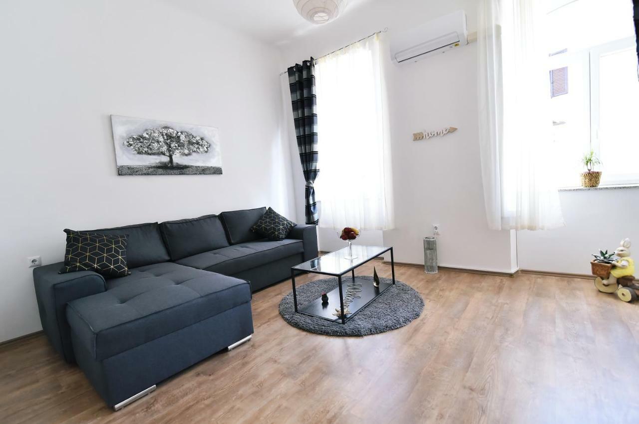 Donatella Appartement Rijeka Buitenkant foto