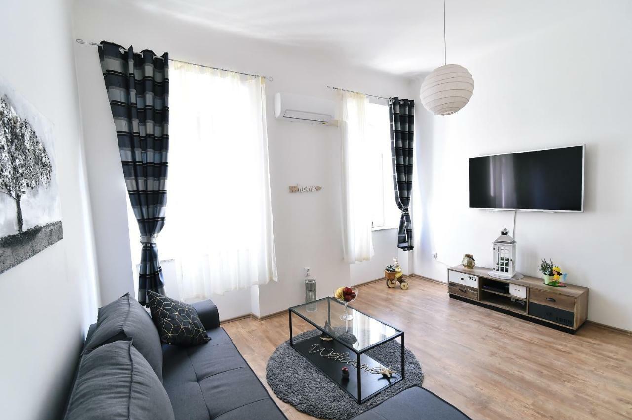 Donatella Appartement Rijeka Buitenkant foto
