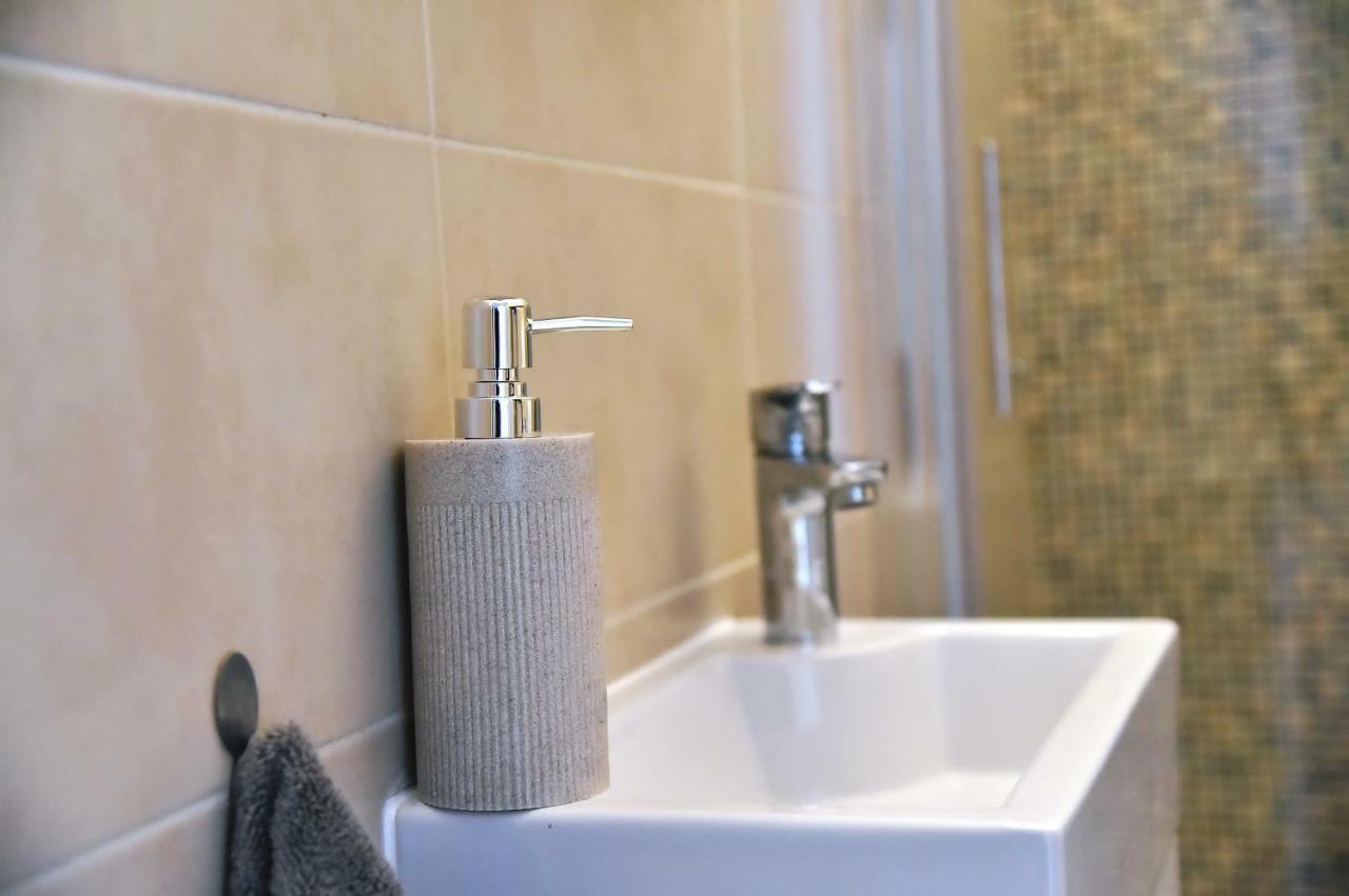 Donatella Appartement Rijeka Buitenkant foto